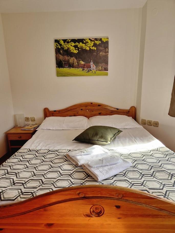 פודצ'טרטק Guesthouse Jelenov Greben מראה חיצוני תמונה