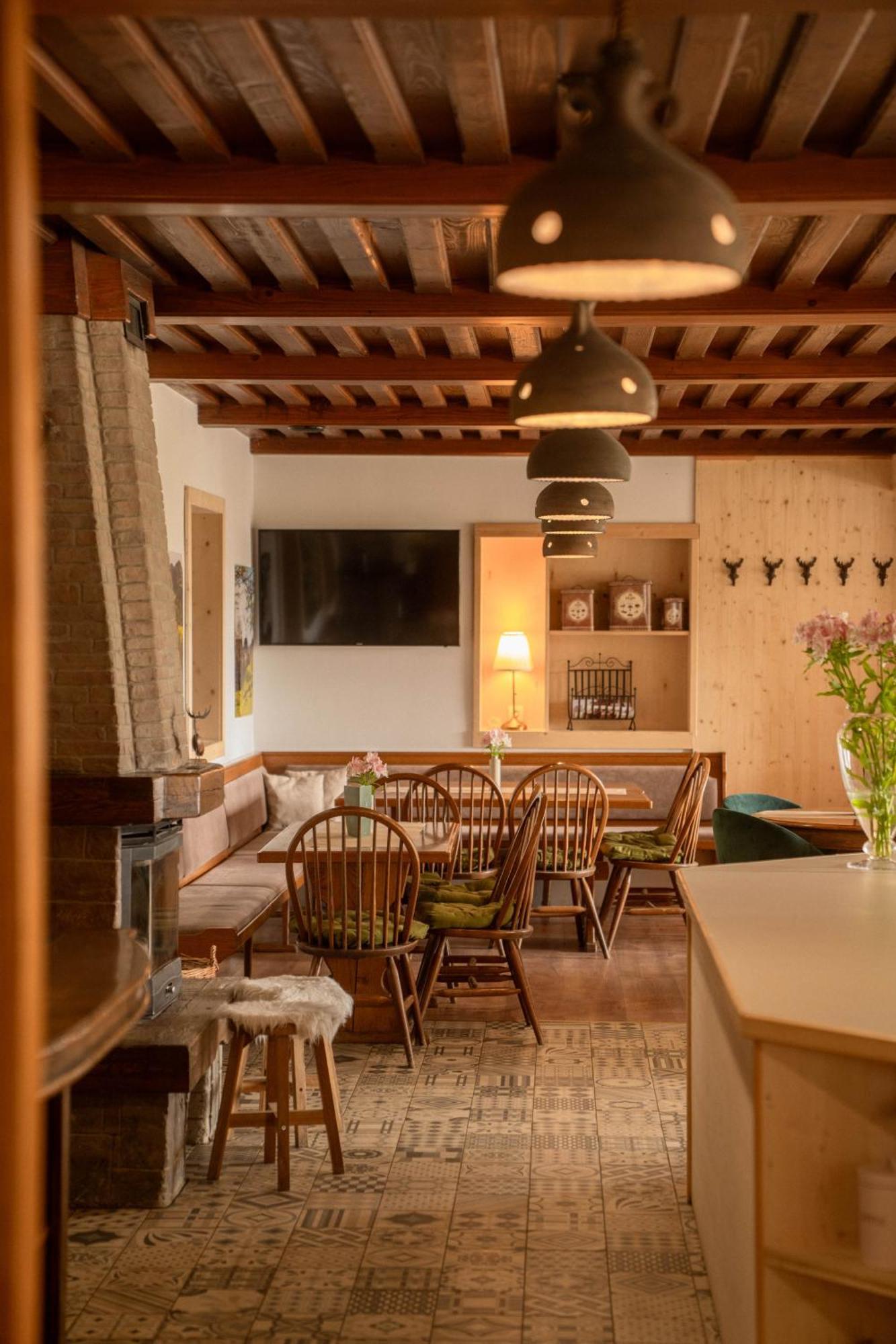 פודצ'טרטק Guesthouse Jelenov Greben מראה חיצוני תמונה