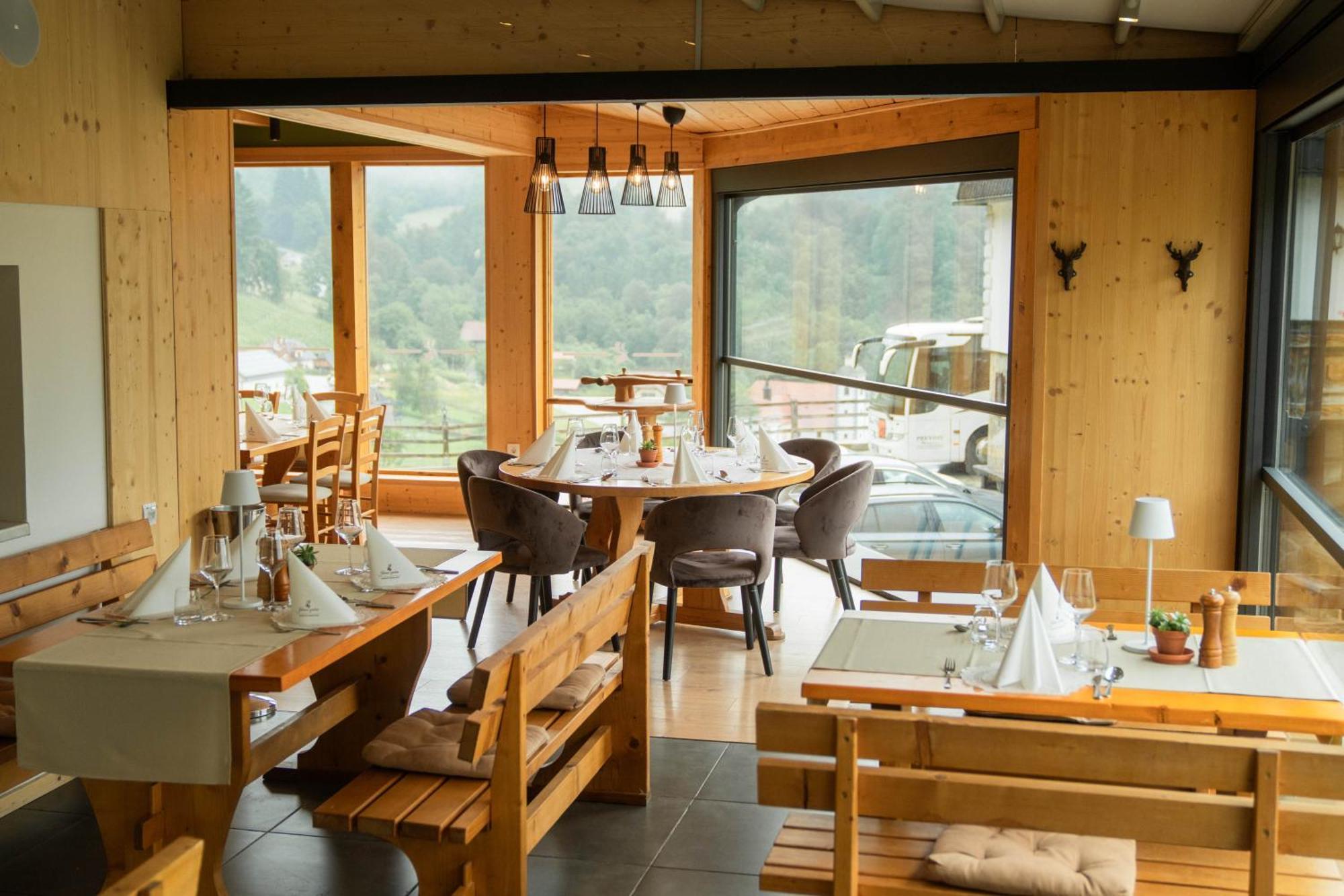 פודצ'טרטק Guesthouse Jelenov Greben מראה חיצוני תמונה