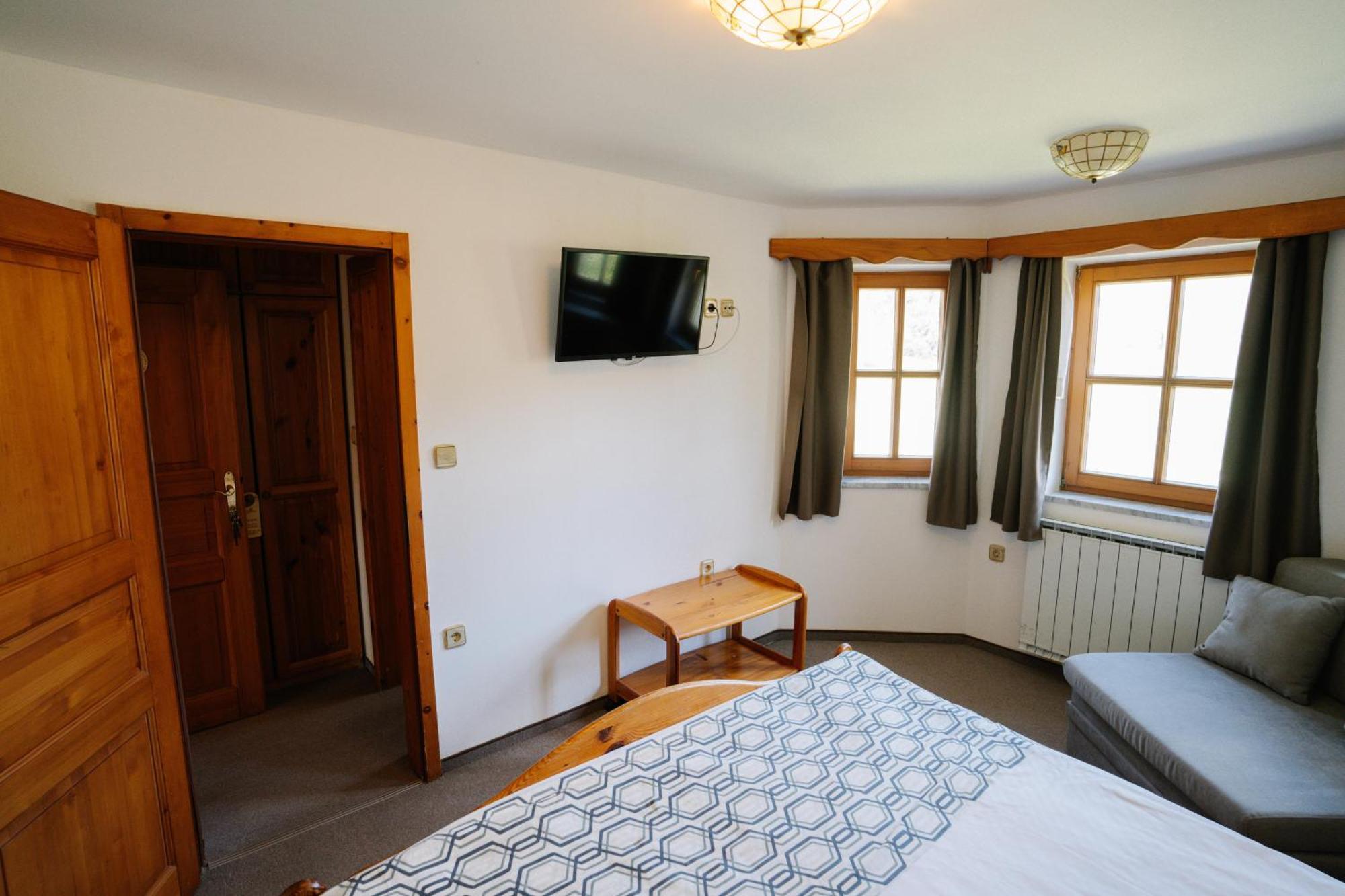 פודצ'טרטק Guesthouse Jelenov Greben מראה חיצוני תמונה